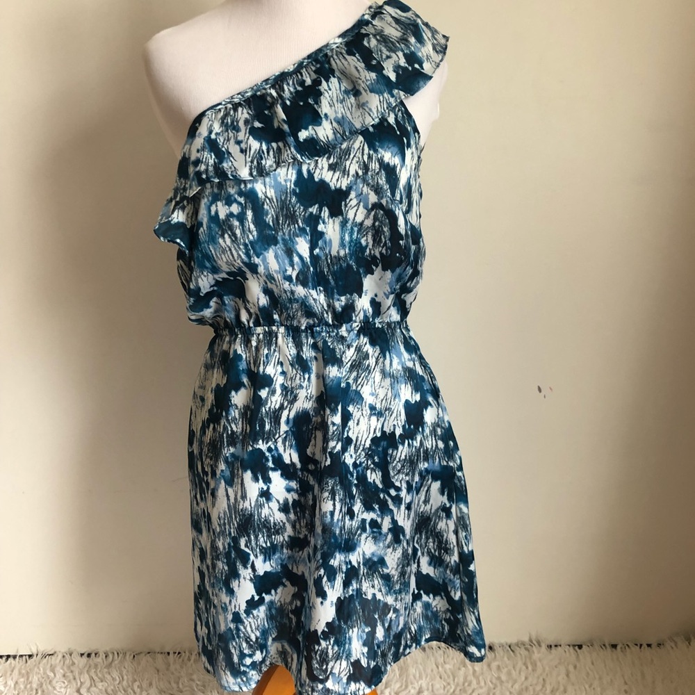 Women’s One shoulder dress